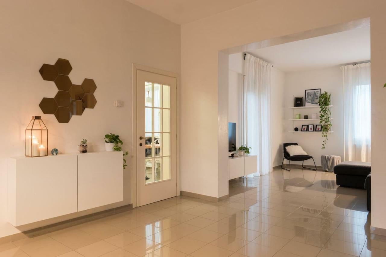 M Design Apartment Venice Luaran gambar