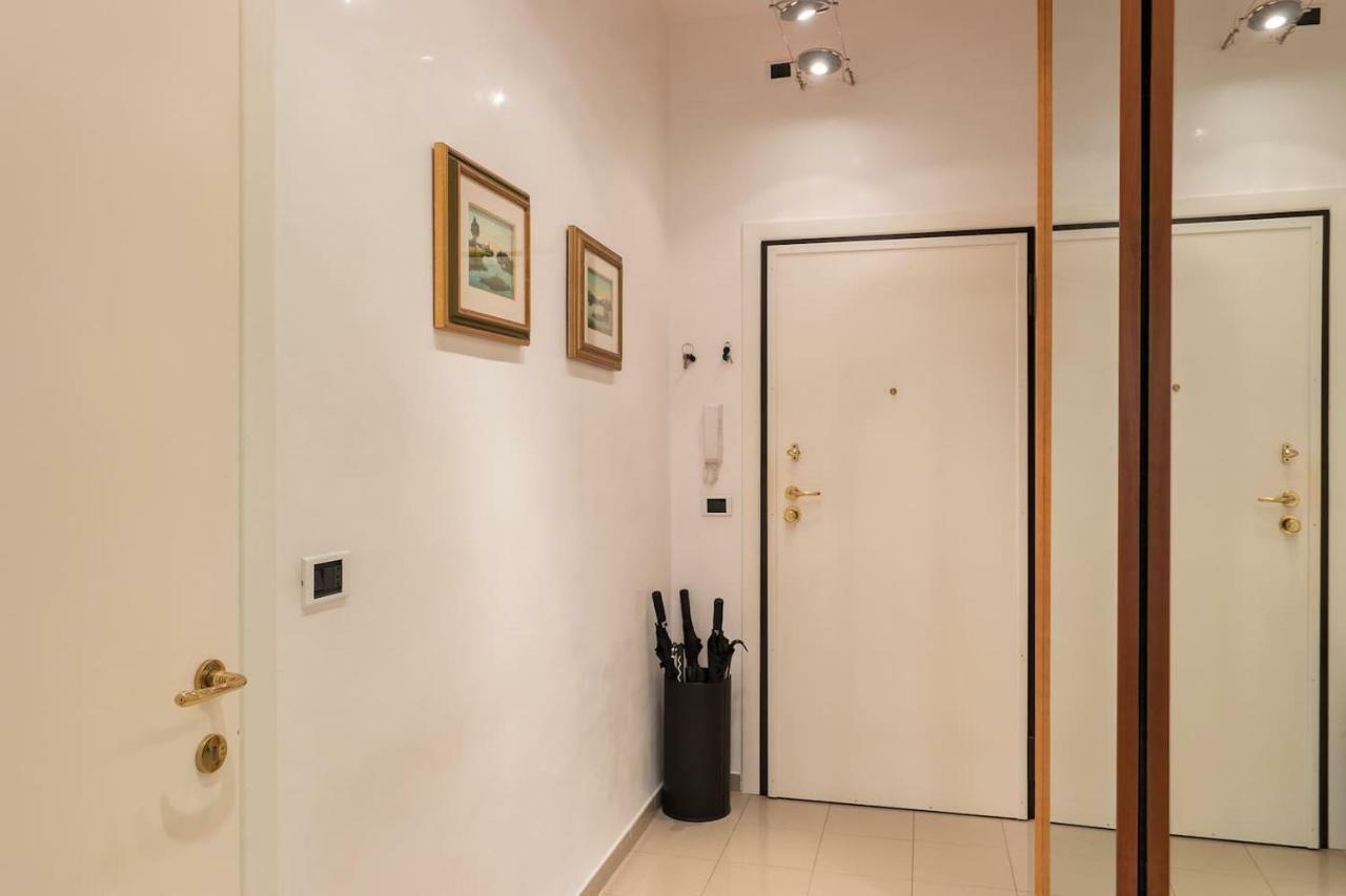 M Design Apartment Venice Luaran gambar